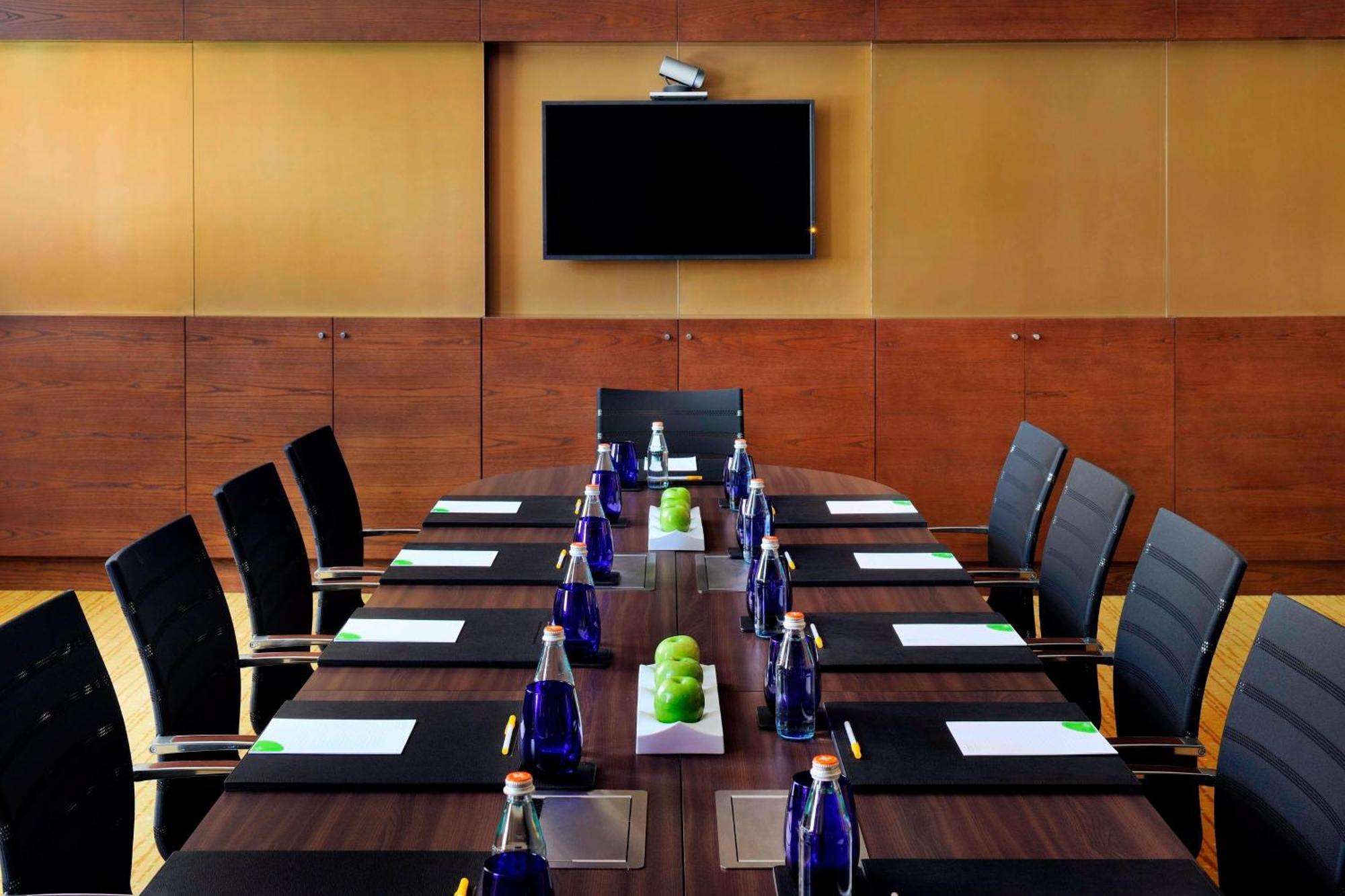 Courtyard By Marriott World Trade Center, Abou Dabi