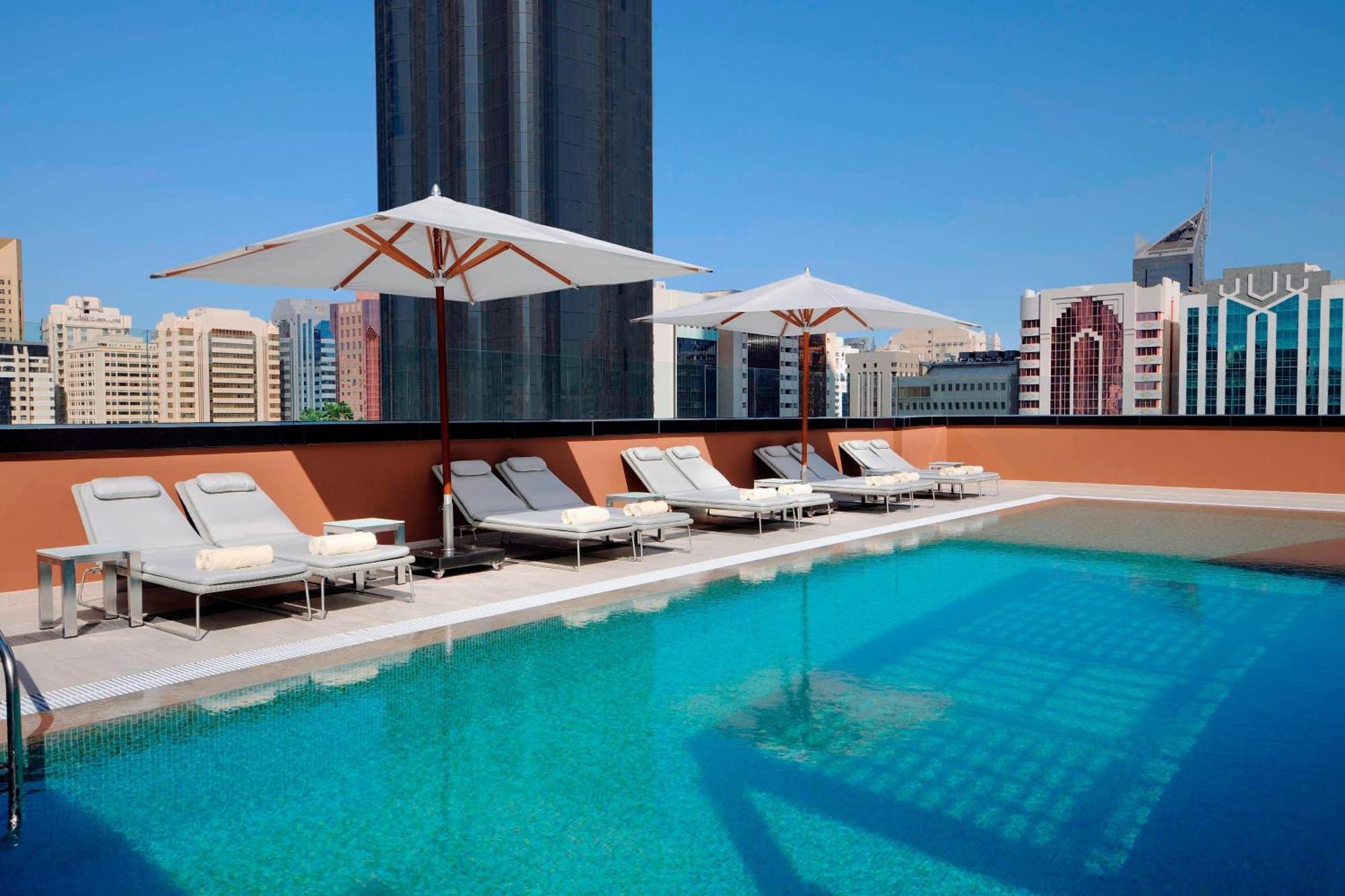 Courtyard By Marriott World Trade Center, 4*
