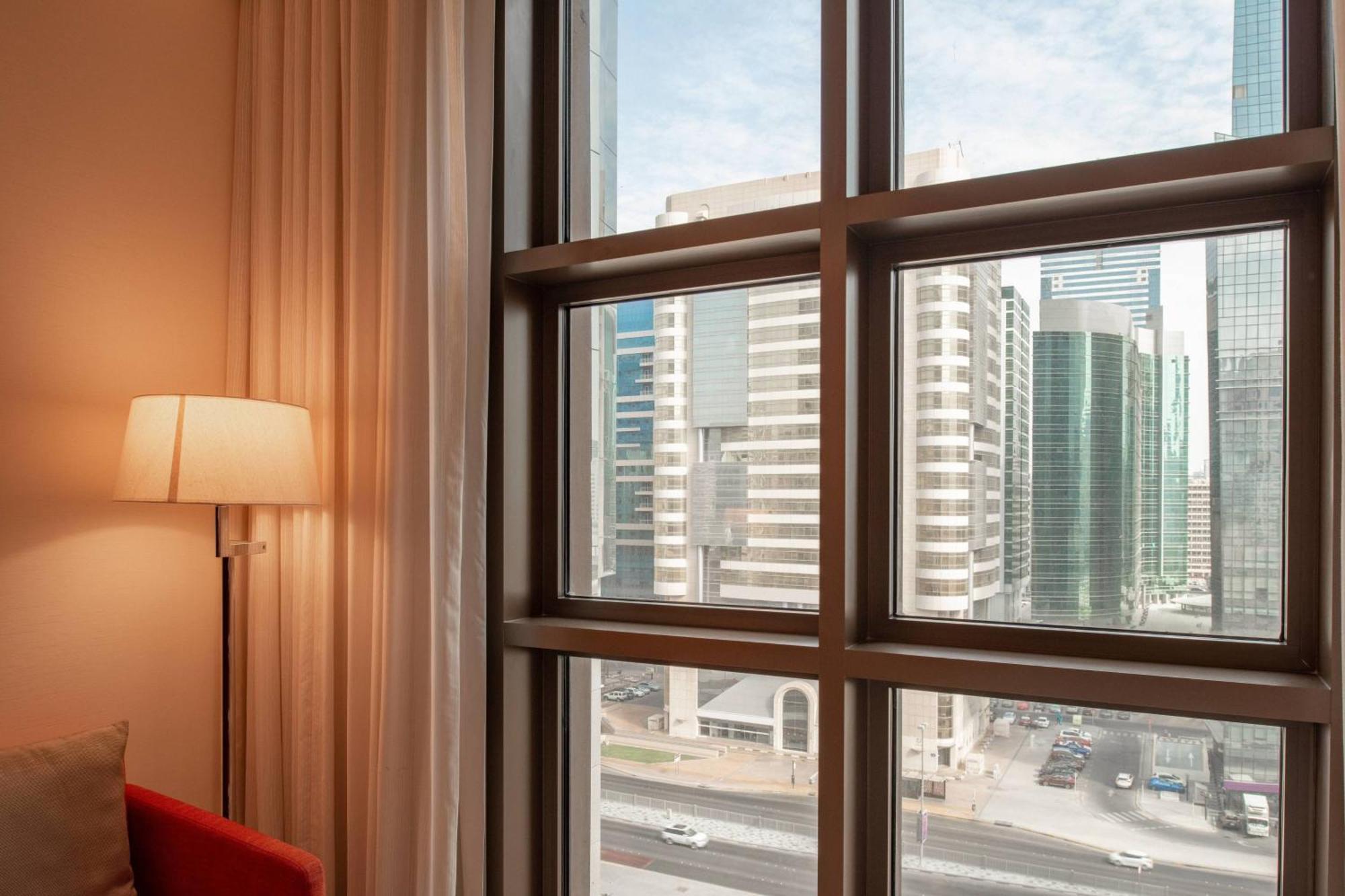 Courtyard By Marriott World Trade Center, Готель Абу-Дабі